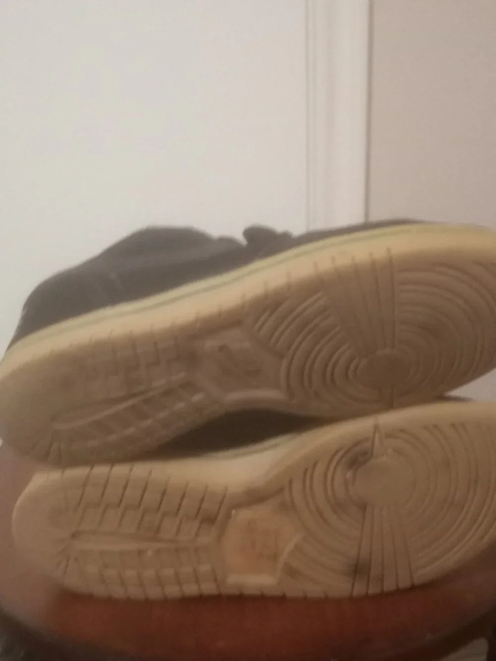 Big Nike Lux Low Black Snakeskin Gum Men's Size 8 Rare Edition